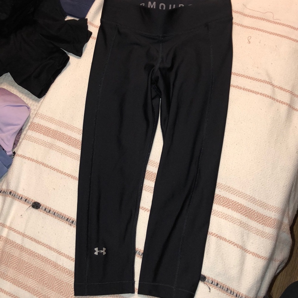 Under Armour cropped leggings